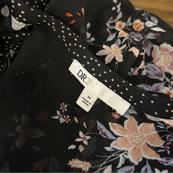 DR2 Floral Black Sheer Women's Top M - Picture 6 of 11